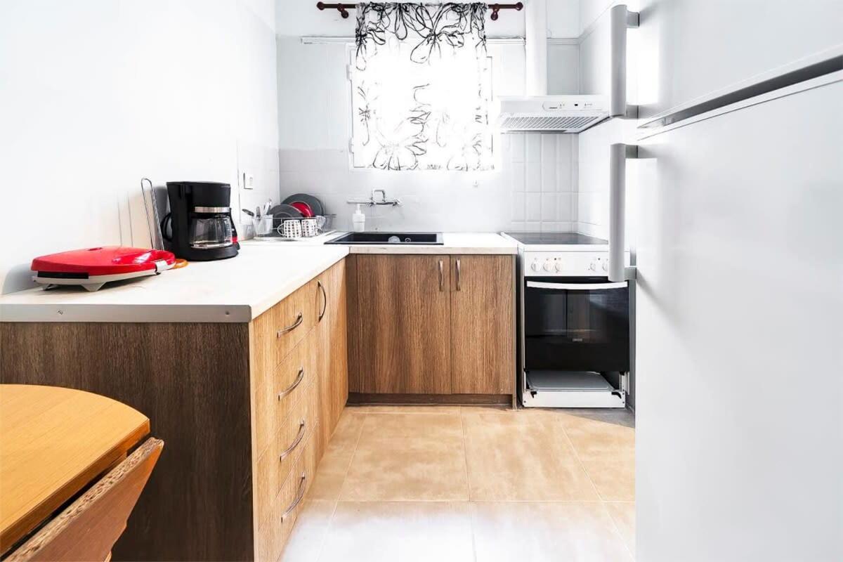 Topfloor Central Apt With Urban Views,3' To Metro Atenas Exterior foto